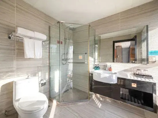 Shangjing Full Seasons Hotel