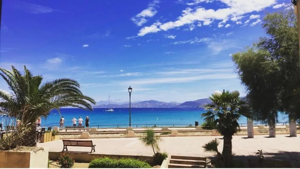 Superbe appartement au cœur de L ile rousse