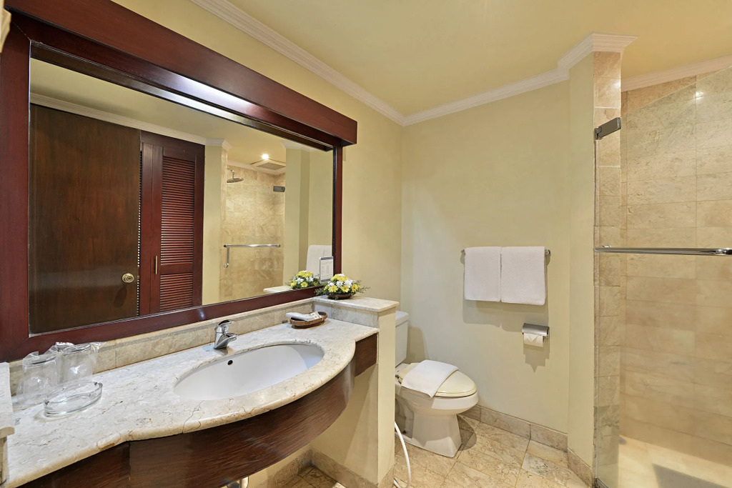 Grand Whiz Hotel Trawas Mojokerto