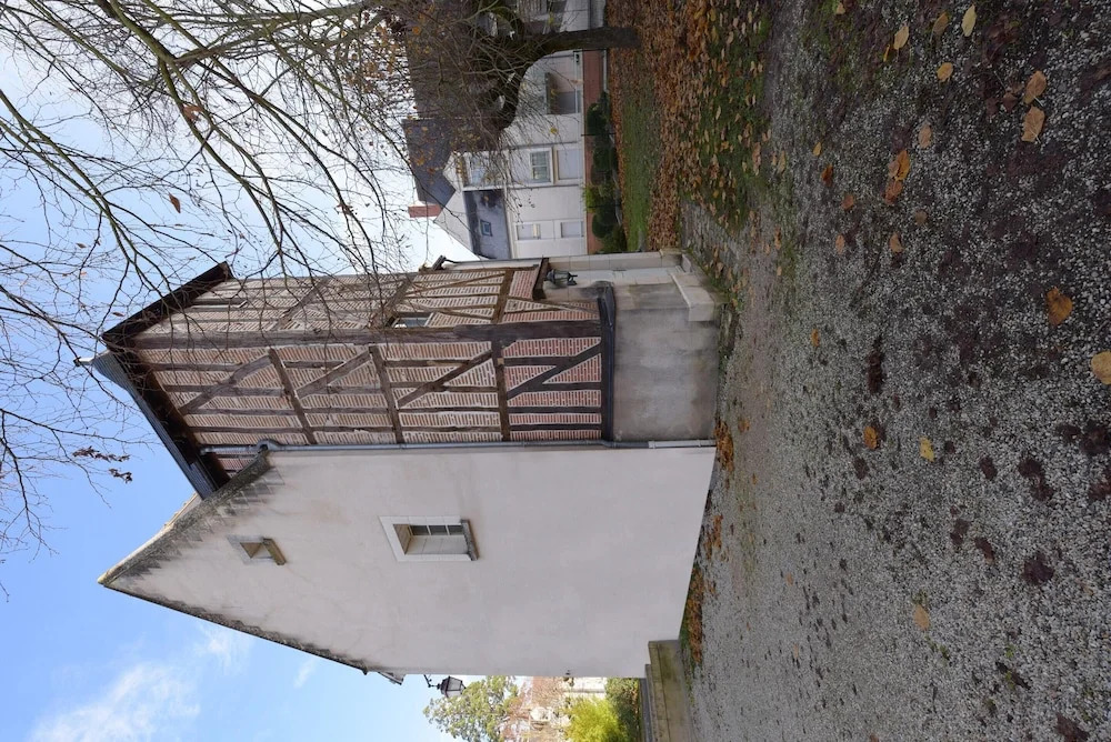 Apartment With one Bedroom in Amboise, With Wonderful City View, Furnished Garden and Wifi