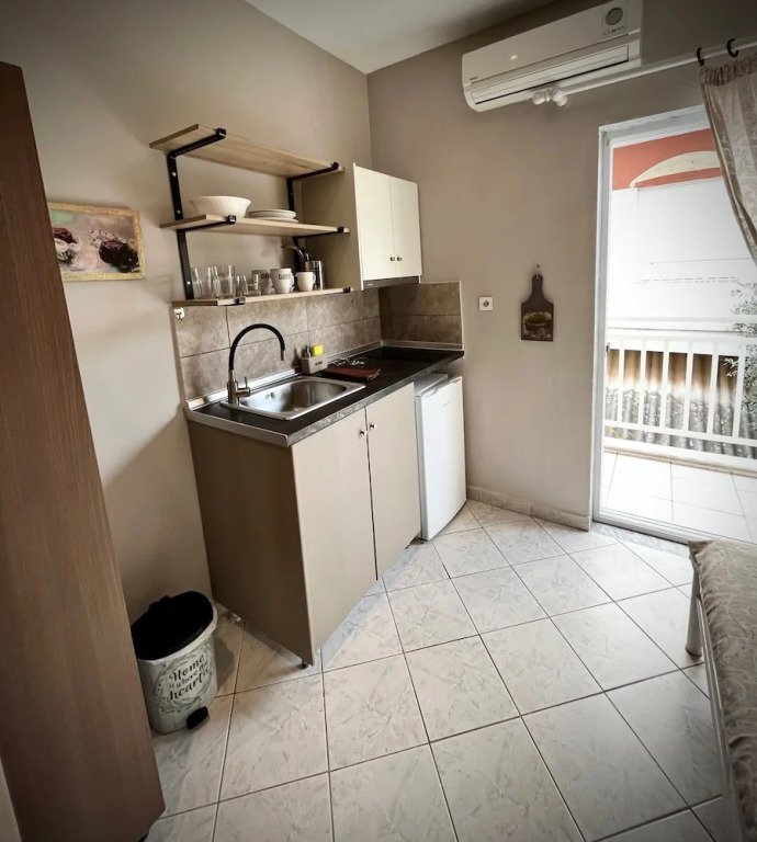 Room in Studio - Room for 2 People in Limenaria, Only Five Minutes Away From Center