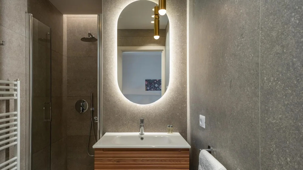 MAREA 8, Emma Villas