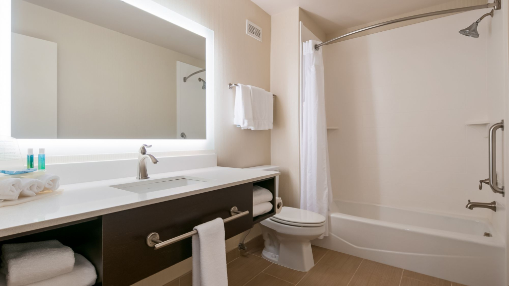 Holiday Inn Express Bellingham by IHG