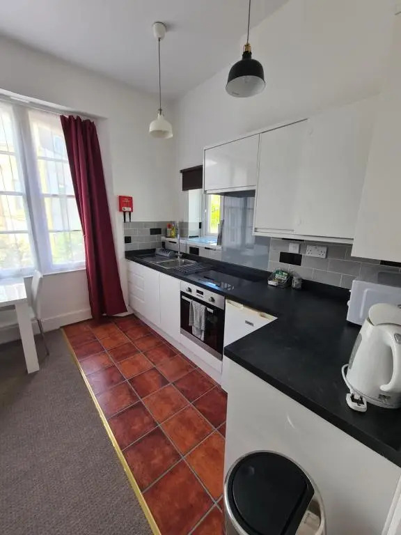 Meadowside Holiday Apartments