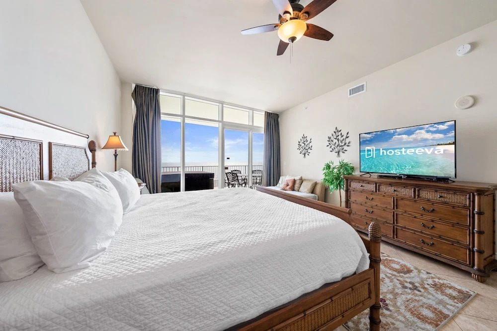 Turquoise Place 408C