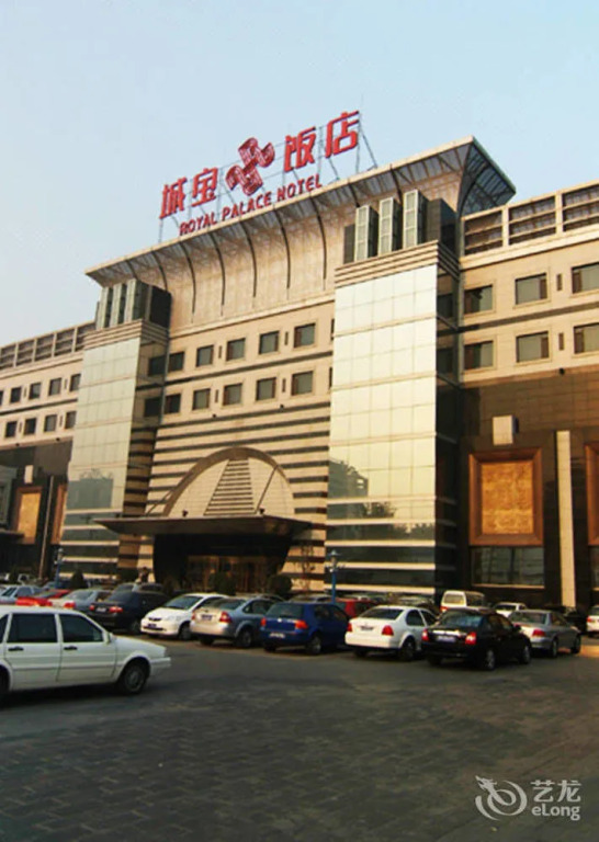 Royal Palace Hotel