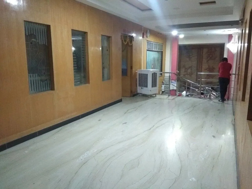 JK Rooms 111 Hotel Shivala