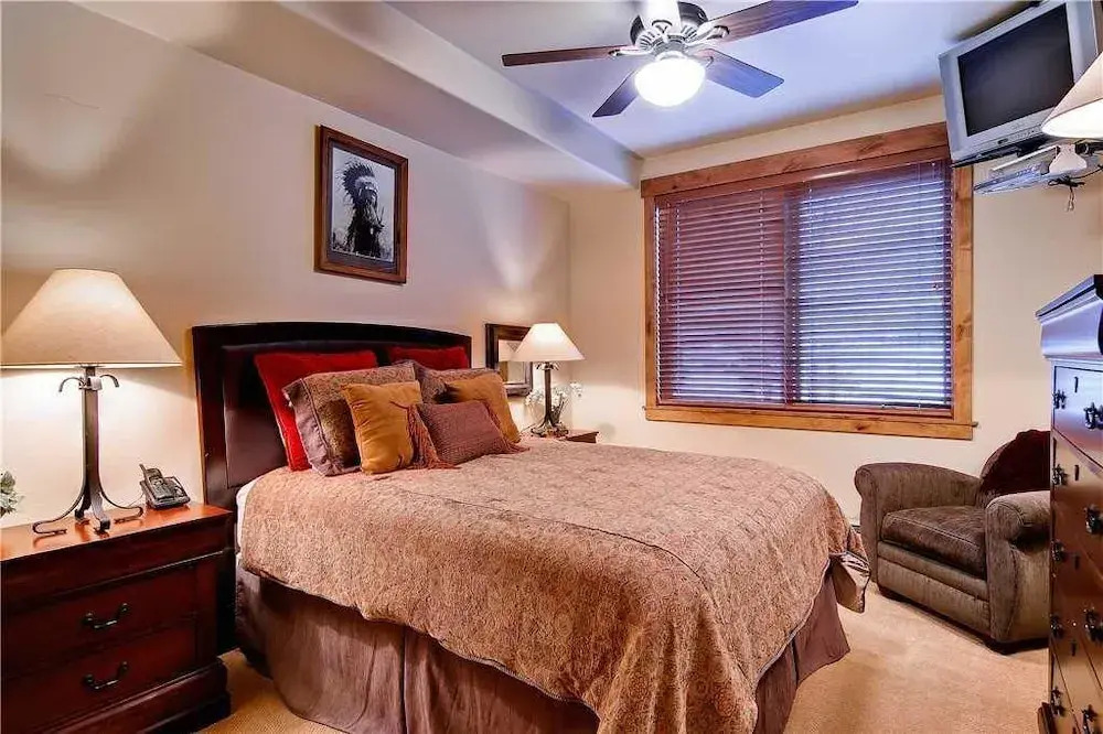 3206 Champagne Lodge, Trappeur's Crossing Apartment 2