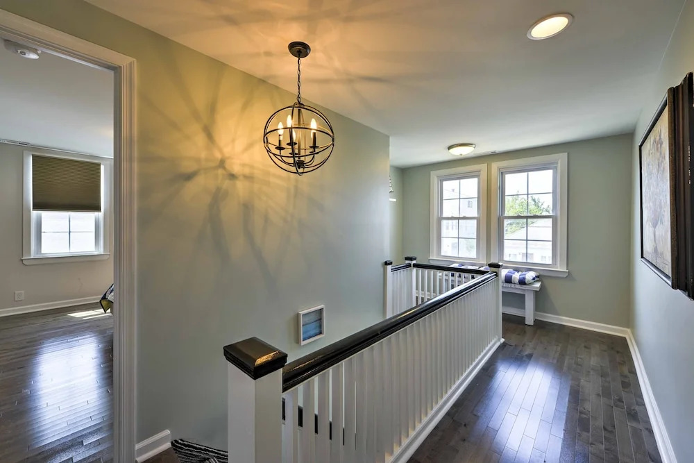 Charming Wildwood Hideaway w/ Private Pool & Deck!