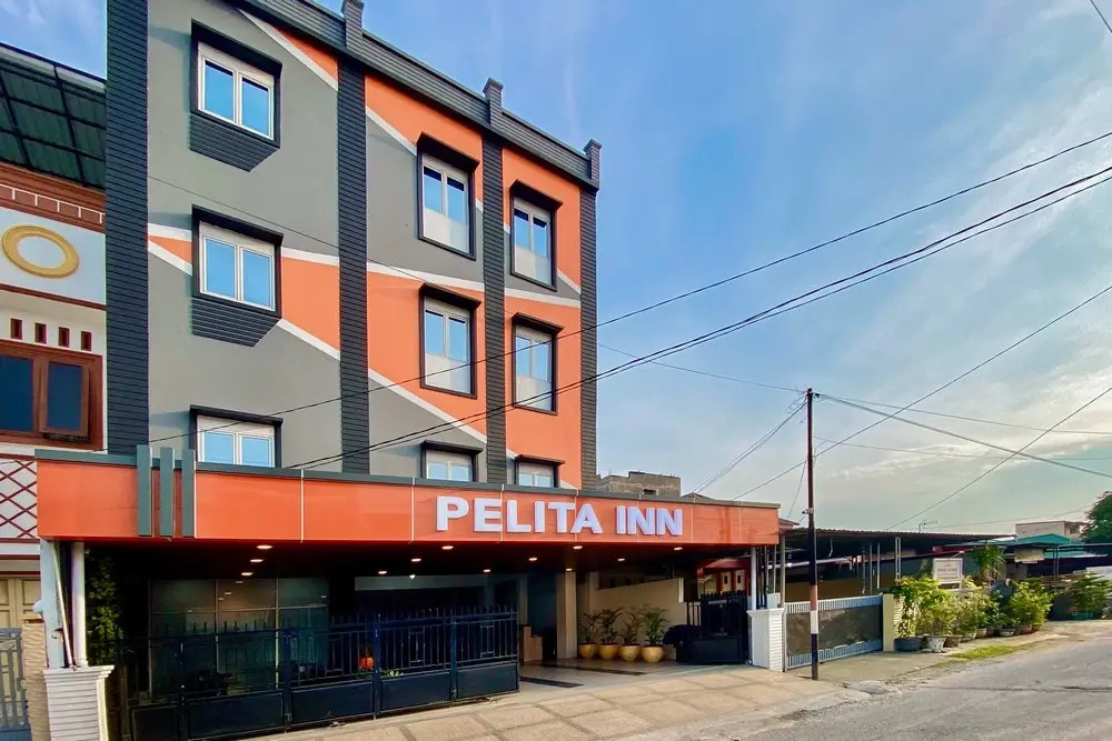 Urbanview Hotel Pelita Inn Medan