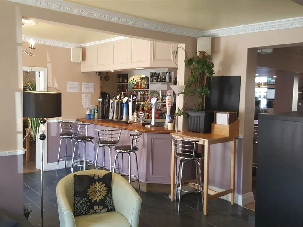 Beaumond Cross Inn