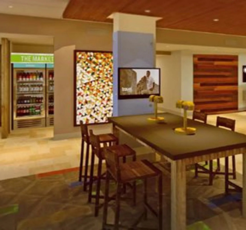 Holiday Inn Express Visalia-Sequoia Gateway Area by IHG
