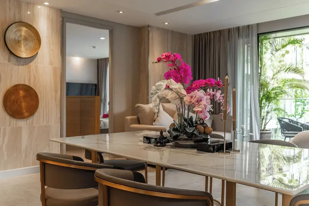 Diamond CONDO by VС