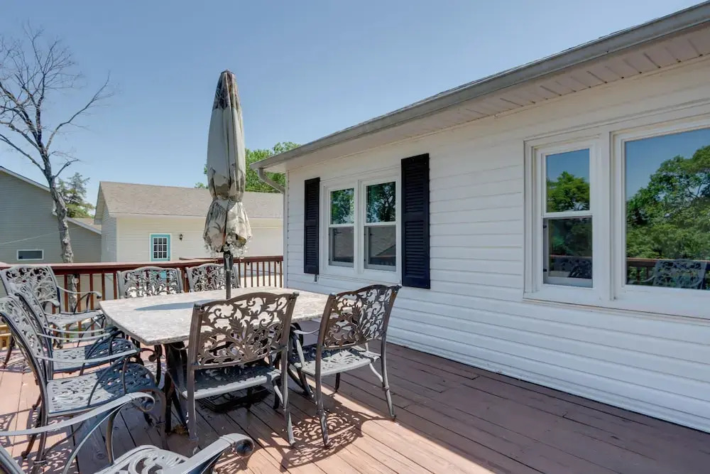 Lakefront Missouri Vacation Rental w/ Dock & Slip!