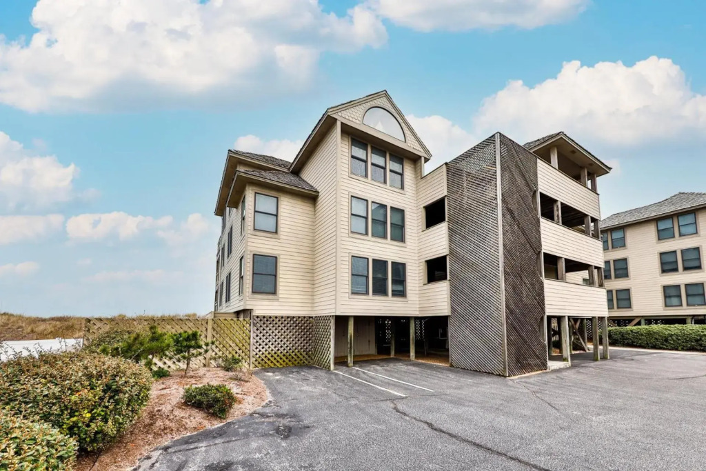 SCR3B - Scrimshaw Penthouse