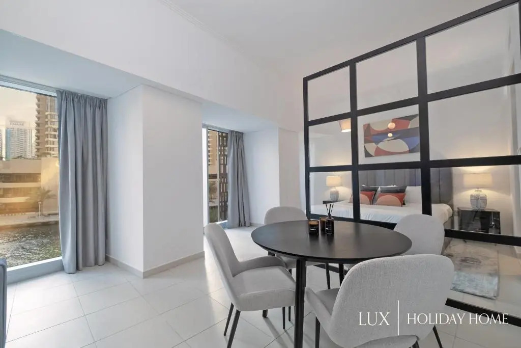 LUX The Cayan Superior Suite 2
