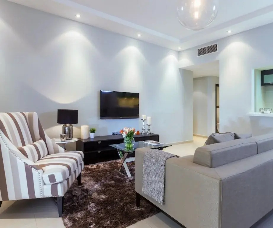 Frond D, Beachfront Villa, Palm Jumeirah - Mint Stay Homes