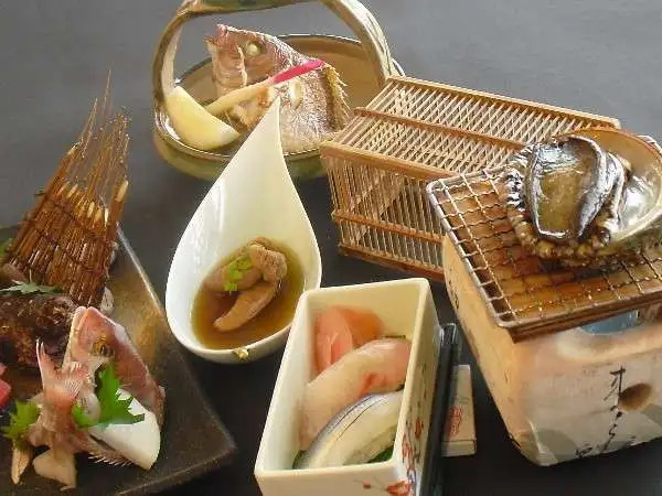 Ryori Ryokan Kanetomo