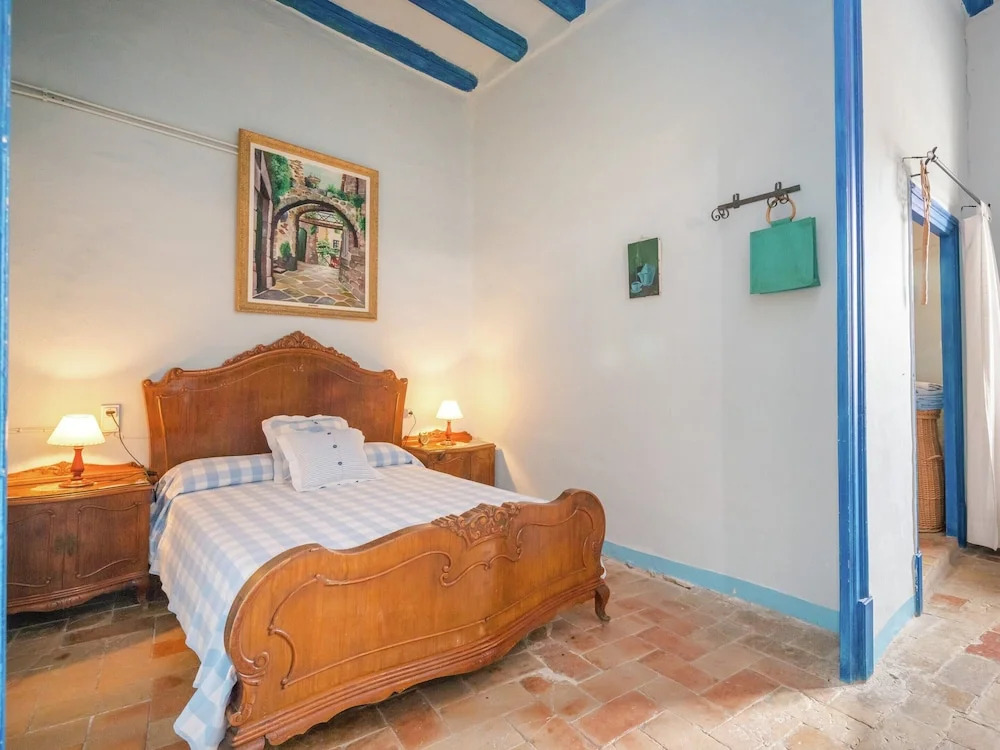 Charming Cottage Near City Centre