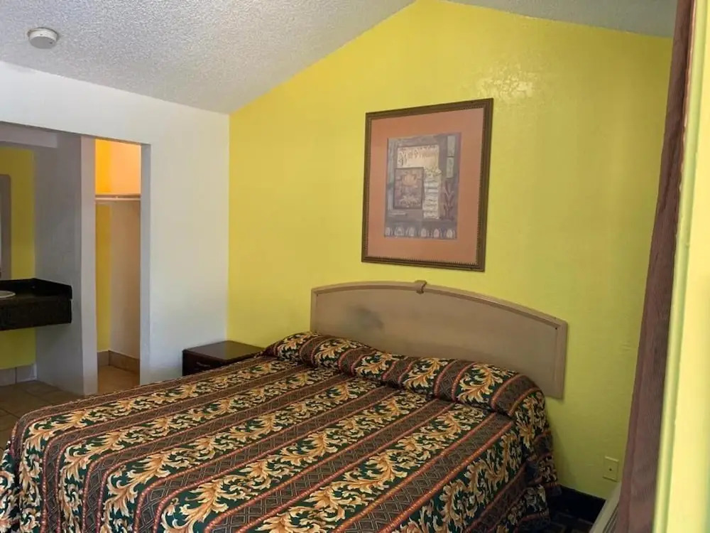 abram inn arlington