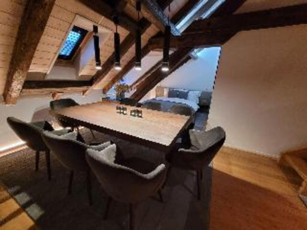 Le Bijou Lintheschergasse / Zurich HB