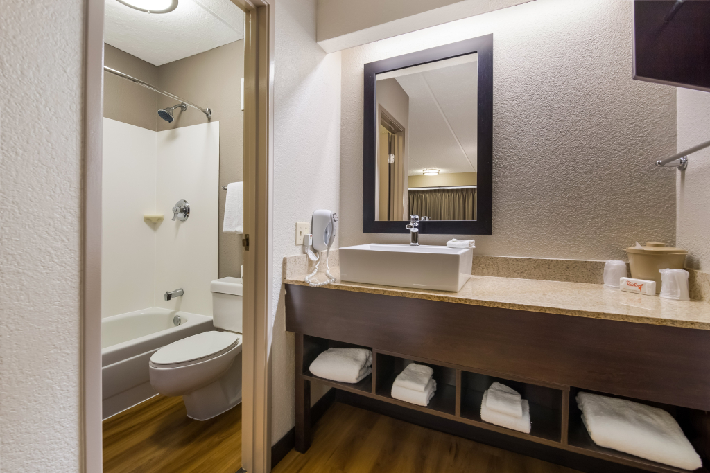 Red Roof Inn PLUS+ Nashville Airport