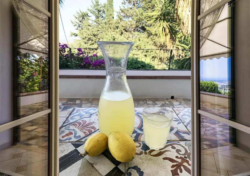 Villa Tommaso Maruggi, Sicilia, con Jacuzzi e piscina privata