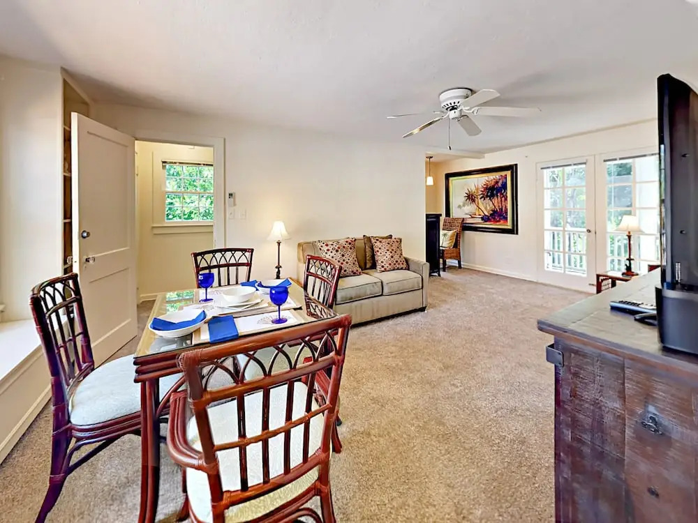 El Cid Tropical Getaway Home 4 Bedrooms 4 Bathrooms Home
