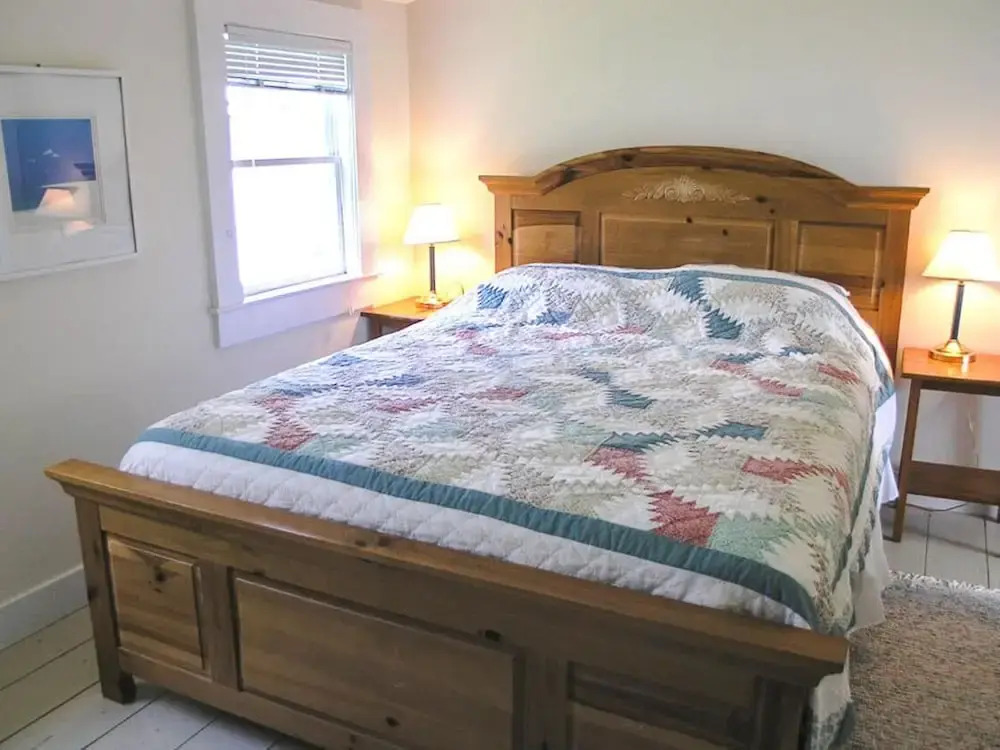 180 Main Street - One Bedroom House