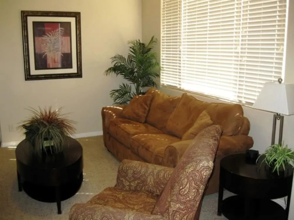 Donald Mcgregor 2 Bedroom Condo