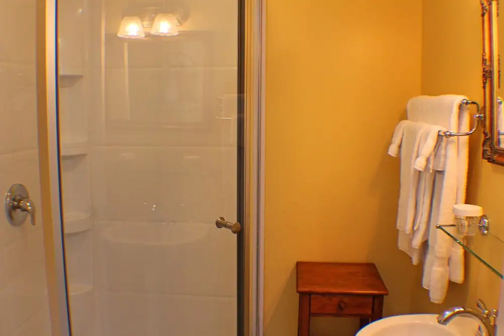 Heart of the Village Bed & Breakfast in Shelburne VT