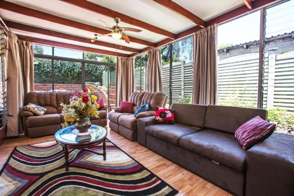 Chalet 2 Petunia