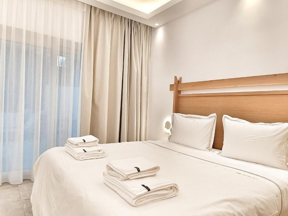 DelMar Suites Syros