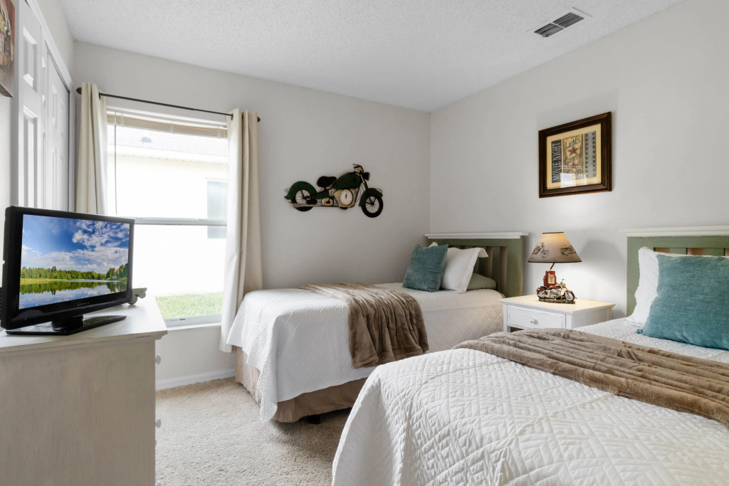 4 Bedroom 2 Bathroom Manors Westridge 411 Ld