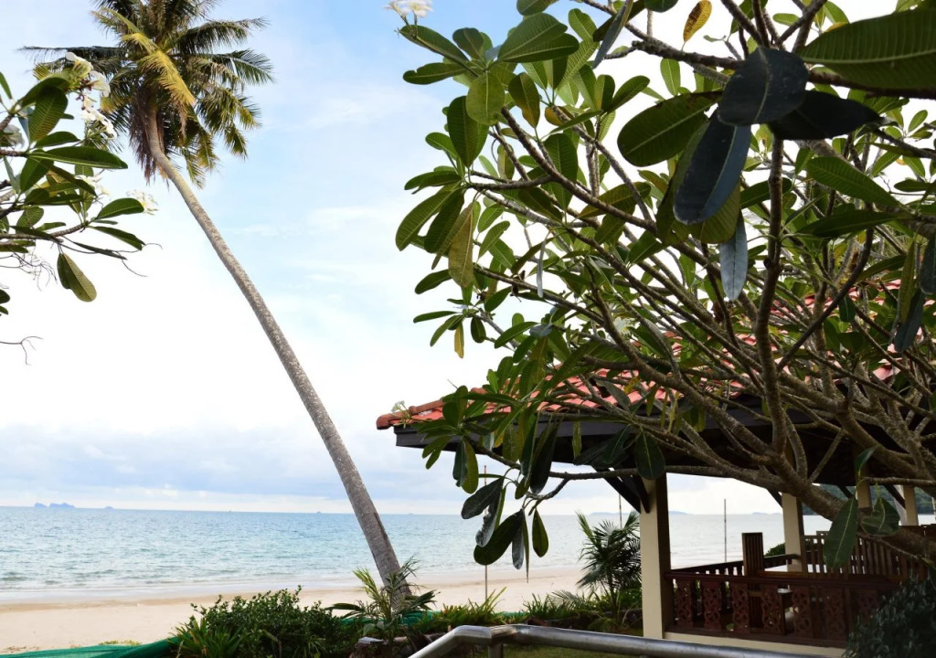 CleanWave Resort Chumphon คลีนเวฟ รีสอร์ท