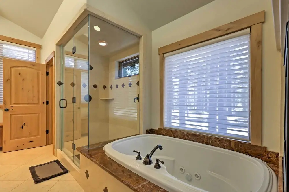 Close to Slopes: Forest-view Gem in Lake Tahoe