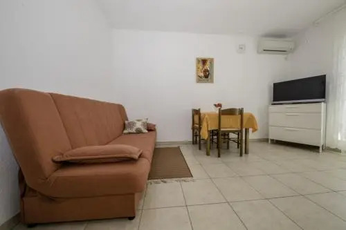 Apartment In Lopar With Air Conditioning Wi fi