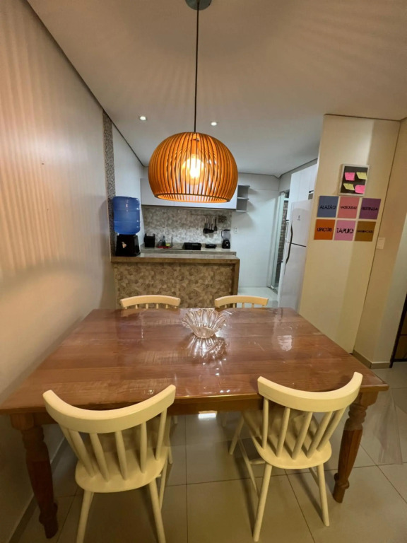 Casa em Condomínio agradável com fundo pro rio