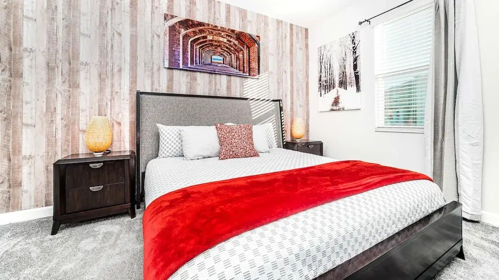 Family Oasis: Pool, Themed Rooms & Resort Access