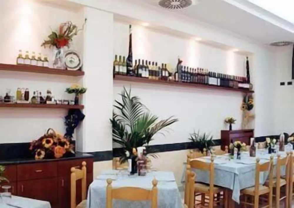 Hotel Paradiso