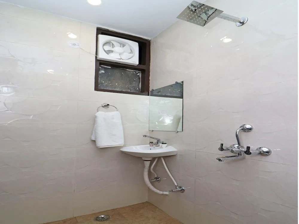 Aman Guest House