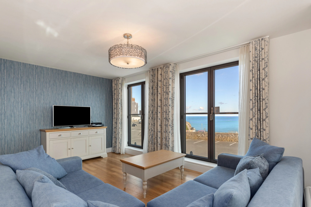 Apartment 8 Waterstone House - Luxury Apartment Sea Views Pet Friendly