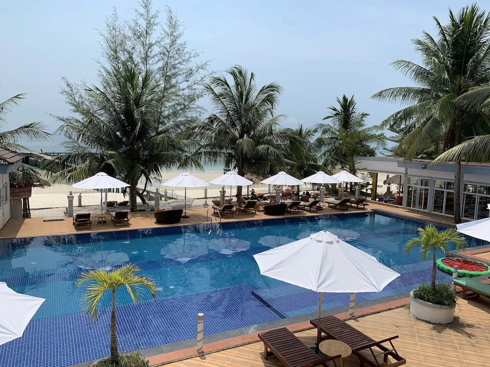 Sunrise Vuth Resort