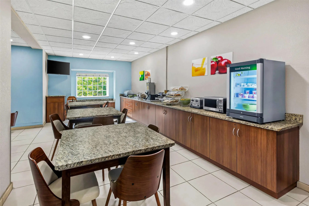 Quality Inn & Suites