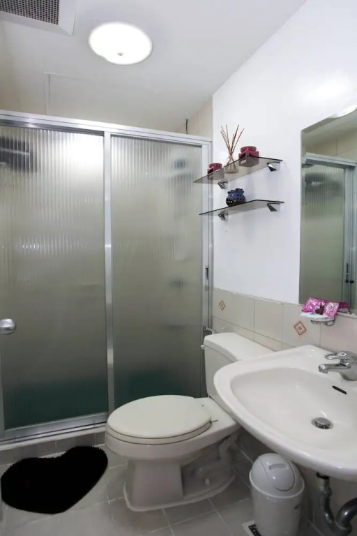 1 Br Robinsons Place Manila Rpr4