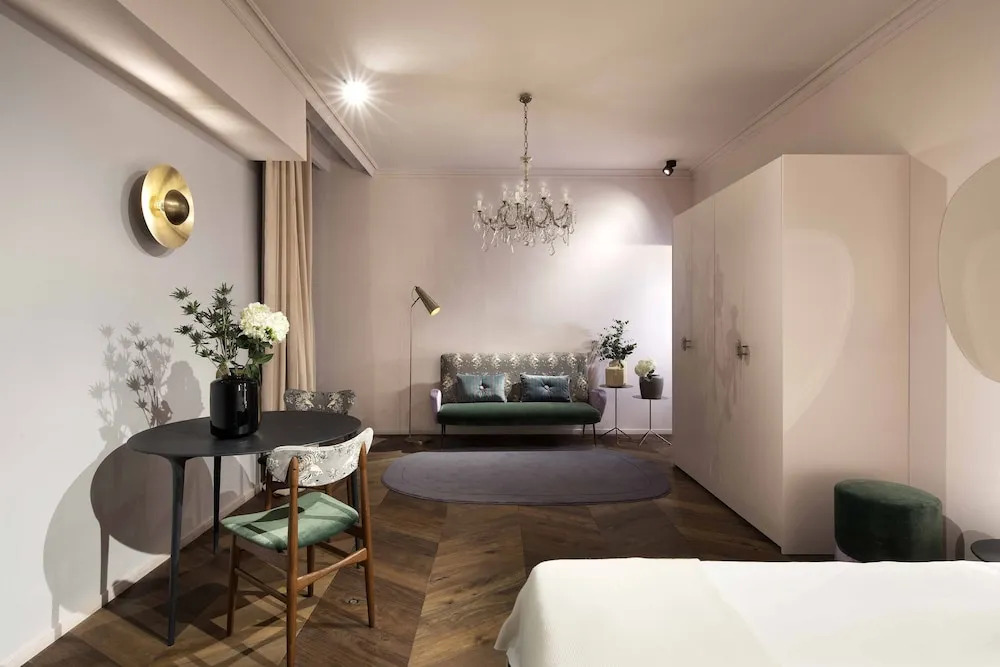 Agora - Boutique Stays