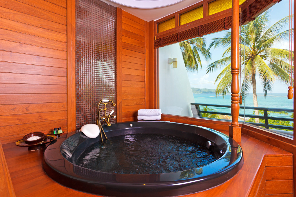 Diamond Cliff Resort & Spa, Patong Beach