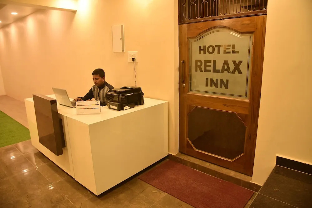 Hotel Relax Inn - Hostel