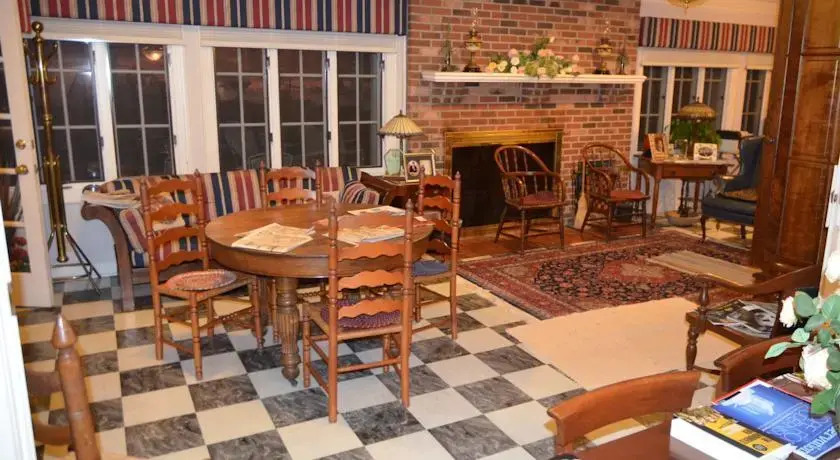 East Hills Bed and Breakfast