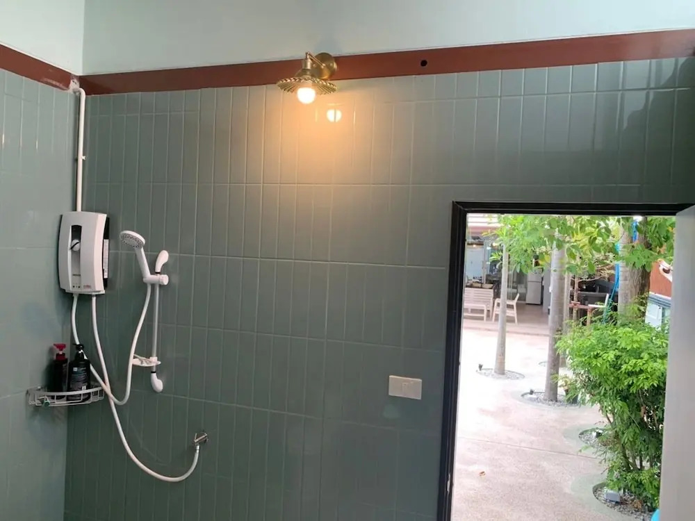 Lets Chill Pool Villa Najomtien Sattahip